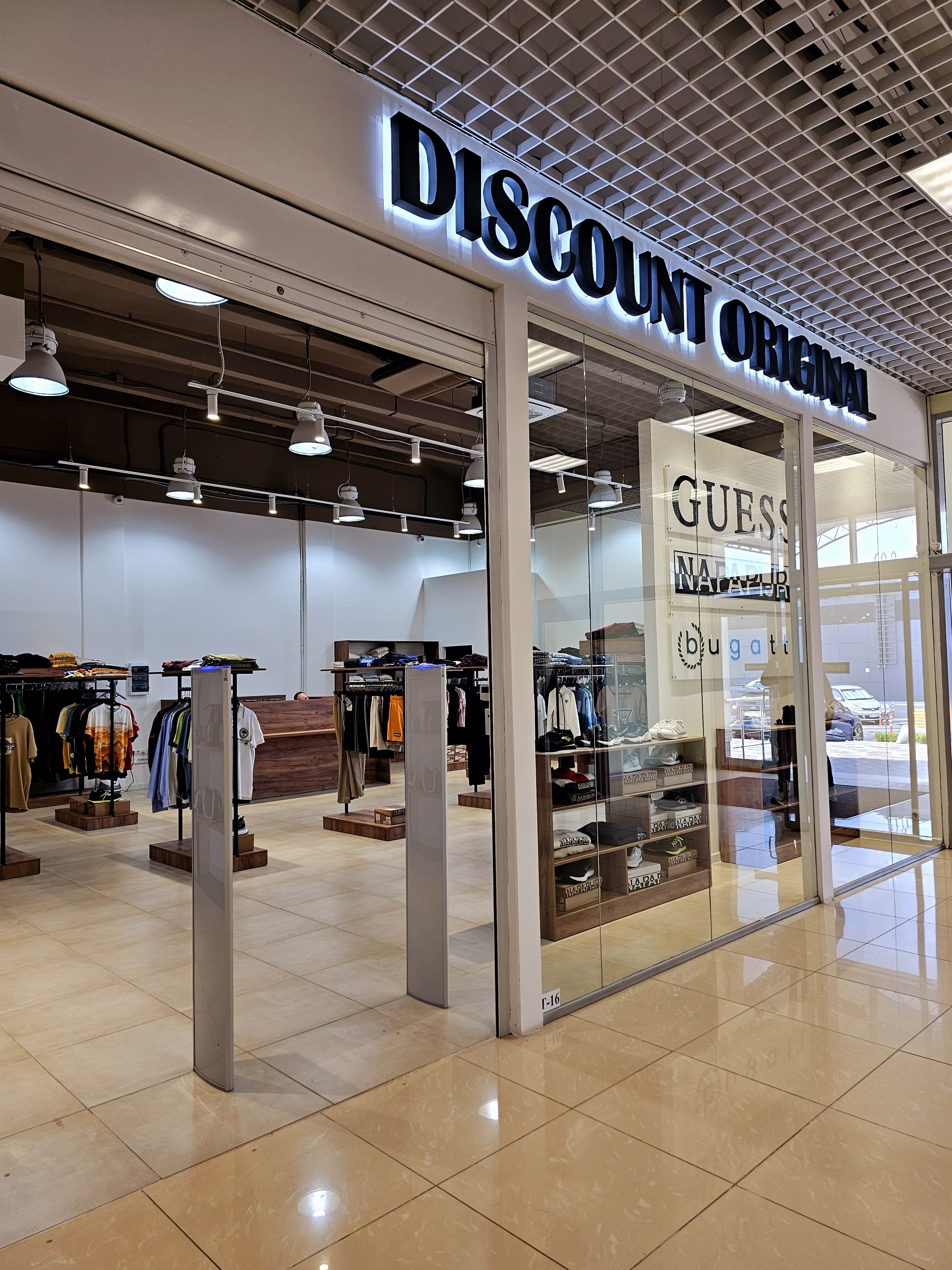 Яркие новинки уже в магазине Discount original