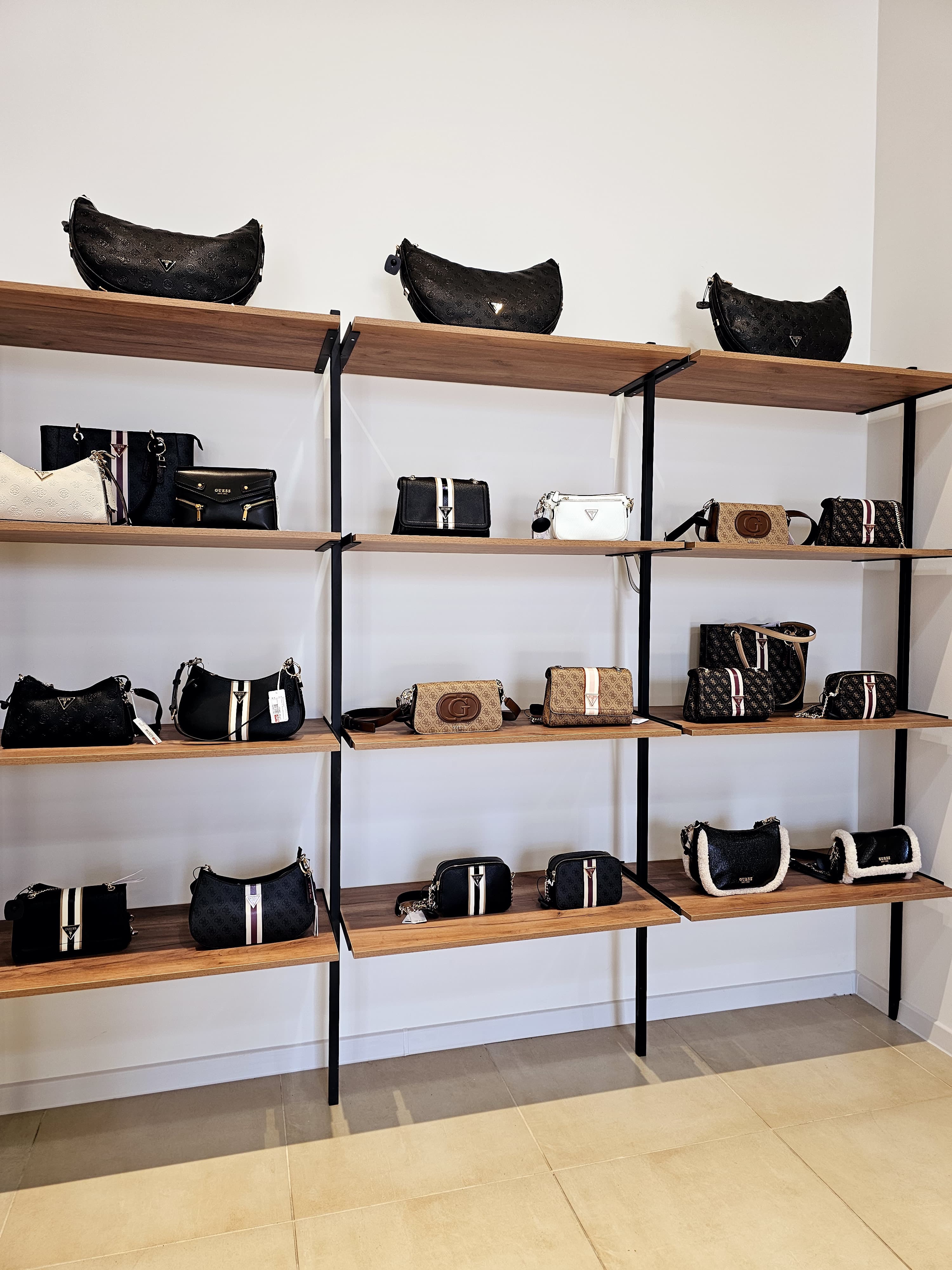 Яркие новинки уже в магазине Discount original